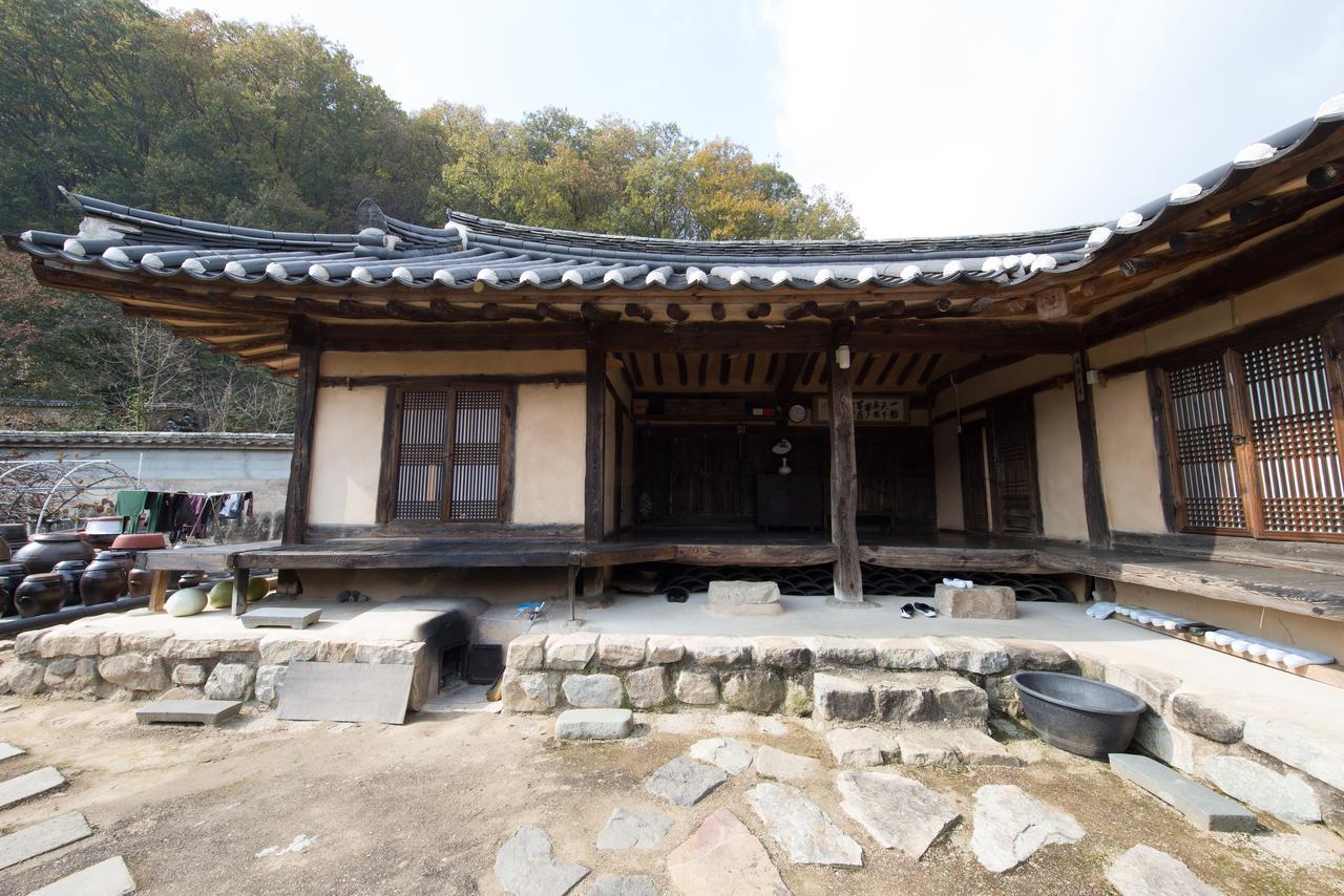 Chalbanggong Jongtaek Hotel Cheongsong Buitenkant foto